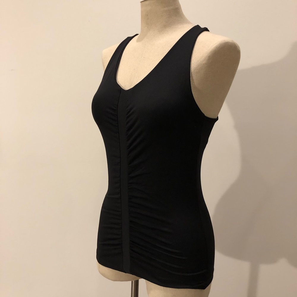 Shadi Activewear, NWOT, tank with shelf bra.